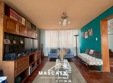 Casa · 468m² · 3 Dormitorios · 2 Estacionamientos · Ocasion Vendo Hermosa Propiedad Valle Hermoso de Monterrico Surco