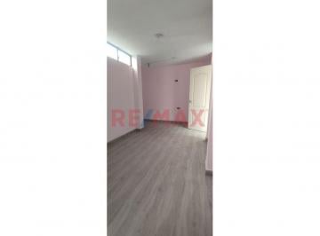 Local comercial · 160m² · 3 Dormitorios · Alquilo Oficina / Local/ Almacen