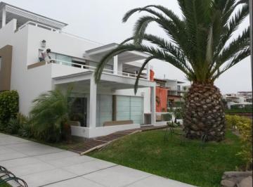 Casa · 231m² · 4 Dormitorios · 3 Estacionamientos · Vendo Linda Casa en Pasaje Costa del Sol Km 98.5, Fila 5, Playa Costa del Sol Km 98, Asia