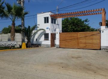 Casa · 135m² · 4 Dormitorios · 2 Estacionamientos · Se Vende Linda Casa de Playa / Chocaya/ Condominio La Venturosa