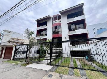 Departamento de 4 habitaciones, Lima · Venta de Duplex en Urbanización El Remanso La Molina