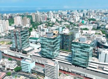 Oficina comercial · 164m² · 5 Dormitorios · 8 Estacionamientos · Alquilo Oficina Flat en Av Camino Real Tr G N 34x, Piso 13, San Isidro