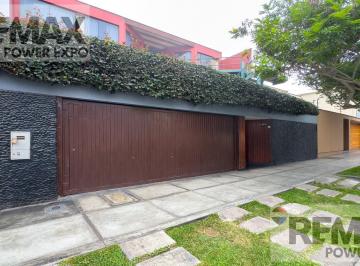 Casa · 484m² · 9 Dormitorios · 2 Estacionamientos · Venta Casa en San Isidro