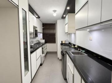 Departamento de 3 habitaciones, Lima · Primer Piso en Condominio con Acceso a Parque Privado