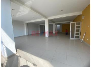 Local comercial · 230m² · 1 Dormitorio · Se Alquila Amplio Local en Smp - Segundo Piso