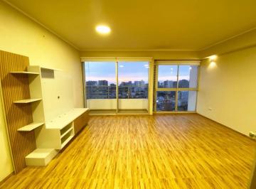 Departamento de 2 habitaciones, Lima · Duplex con Vista Panoramica y Excelente Conectividad / Oportunidad de Inversión
