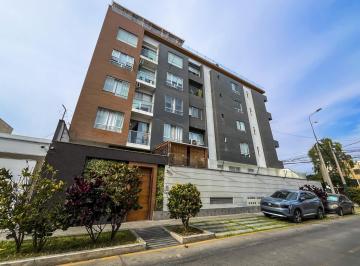 Departamento · 132m² · 3 Dormitorios · 2 Estacionamientos · Venta de Amplio Departamento de 132 m² en Velasco Astete – Surco