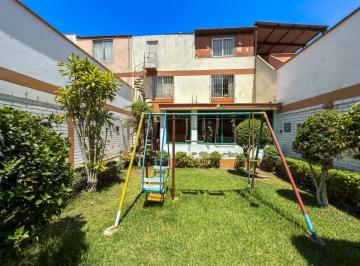 Casa de 4 habitaciones, Lima · Venta de Casa de Tres Pisosde 247.88 m² en Pueblo Libre con Cochera