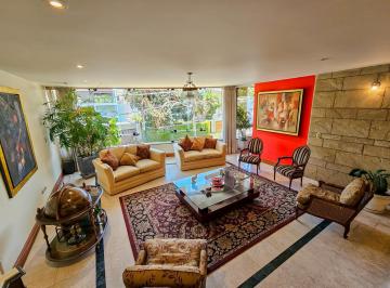 Departamento · 250m² · 3 Dormitorios · 2 Estacionamientos · Departamento en Venta en San Isidro a Pasos del Olivar
