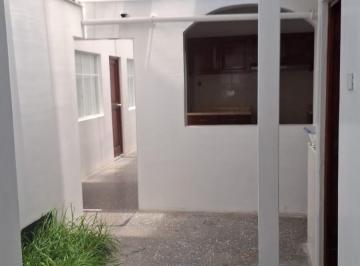 Patio Interior · Casa - Primer Piso - Remodelada