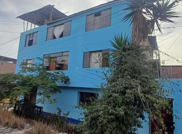Casa de 6 habitaciones, Lima · Vendo Bella Casa de 3 Pisos + Azotea en San Juan de Miraflores