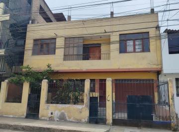 Terreno / Lote · 204m² · Gran Oportunidad: Casa en Venta Ideal Como Terreno Para Nuevo Proyecto