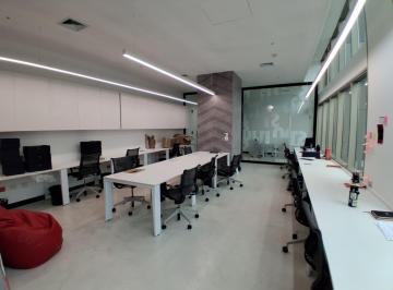 Oficina comercial · 368m² · Oficina Implementada y Amoblada con Excelente Iluminación en Miraflores - Venta