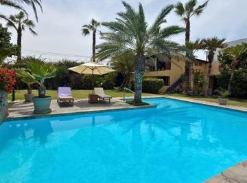 Casa de 3 habitaciones, Lima · Residencia en Venta en La Encantada