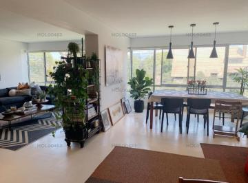 Departamento · 200m² · 3 Dormitorios · 1 Estacionamiento · Impecable Departamento Frente a Parque con Vista Al Olivar
