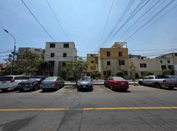 Departamento de 2 habitaciones, Lima · Departamento en Venta con Aires Incluidos – Santa Patricia, La Molina