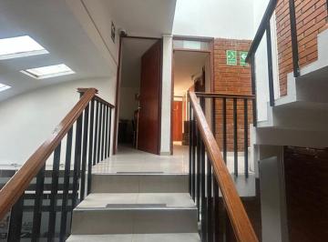 Casa de 13 habitaciones, Arequipa · Casa Comercial con 13 Oficinas en Venta Umacollo Arequipa
