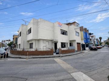 Casa · 297m² · 10 Dormitorios · 1 Estacionamiento · Casa - Rímac