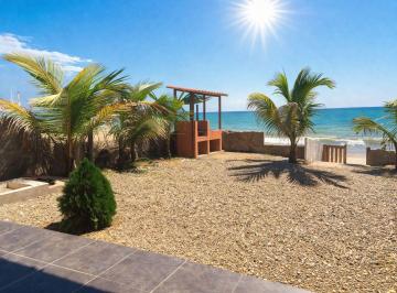 Terraza y Parrilla frente al mar · ️ ¡Oportunidad en Playa! Vendo Casa en Canoas de Punta Sal - Km 1206