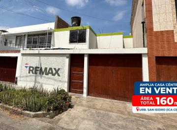 Casa de 4 habitaciones, Ica · Amplia Casa en Venta - Urb. San Isidro (Ica Cercado)