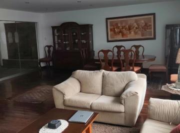 Departamento de 3 habitaciones, Lima · Alquilo Muy Amplio y Super Bien Conservado Flat en Chacarilla Surco