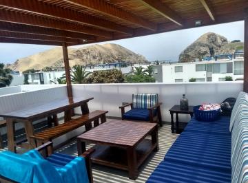 Casa · 157ha · 3 Dormitorios · 2 Estacionamientos · Venta de Hermosa Casa de Playa 200 m² - Playa Farallones