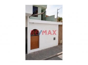 Casa · 171m² · 6 Dormitorios · Casa en Venta en chiclayo.(J. Ruiz)