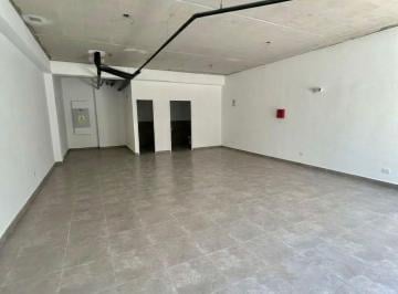 Local comercial · 77m² · Local en Jesús María