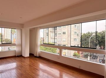 Departamento de 3 habitaciones, Lima · Venta Cómodo Dpto 03 Dorm. 01 Cochera Remodelado