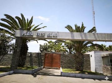 Casa de playa de 5 habitaciones, Cañete · Se Vende Casa de Playa en Condominio Tres Islas