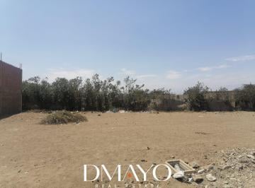 Terreno / Lote · 140m² · Venta de Terreno en Av 28 de Julio Cerca a La Av Centenario en Huacho