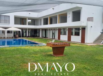 Casa · 389m² · 8 Dormitorios · Venta Casa de Campo en Huaral con Piscina 5b 8h Cochera