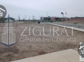 Terreno / Lote · Terreno en Condominio de Campo Monte Alto