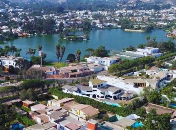 Casa de 4 habitaciones, Lima · Casa en Laguna Grande en Venta 500 m² Terreno, Las Lagunas