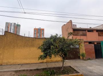 Terreno / Lote , Lima · Terreno Ideal Para Desarrollo Inmobiliario, Ubicado en La Av Principal y en Esquina