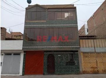 Casa de 9 habitaciones, Callao · Precio Increíble. Casa en Venta con Tres Departamentos Amplios, Callao