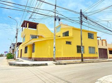 Casa de playa de 8 habitaciones, Lima · Casa de Playa de 3 Pisos con Piscina I Título Sunarp Sin Cargas I con 258 m²