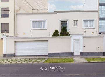 Terreno / Lote · 484ha · Descubre Esta Excepcional Oportunidad en Miraflores, Al Límite con San Isidro