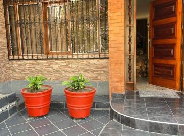 Casa de 4 habitaciones, Lima · Vendo Casa Ate - 4 Dorm. - Impecable