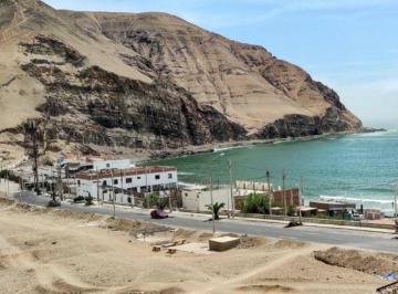 Departamento de 2 habitaciones, Lima · Departamento Frente Al Mar - Edificio Las Gaviotas, Playa La Herradura