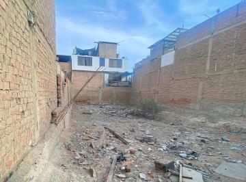Terreno / Lote · 200m² · Terreno a La Venta San Juan de Miraflores