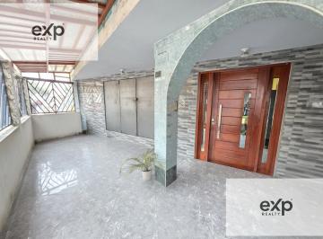 Local comercial · 120m² · 2 Dormitorios · Local Comercial en Alquiler Ate
