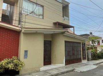 Departamento · 1145m² · 2 Dormitorios · ¡Vive con Comodidad y Privacidad en Chorrillos! – Dúplex en Alquiler