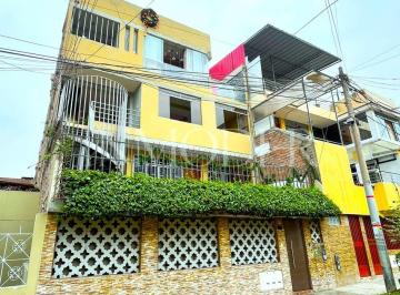 Casa de 6 habitaciones, Lima · Casa en Venta en Carabayllo - 4 Pisos