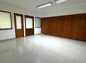 Oficina comercial , Lima · Remodelada / Al Lado de Wong, Frente a Sodimac, en El Corazon de Chacarilla, Los Espero!