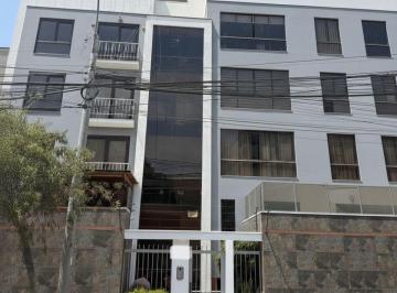 Departamento de 3 habitaciones, Lima · Venta de Hermoso Dpto en Surco