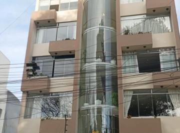 Departamento de 3 habitaciones, Lima · Departamento Frente a Parque 3 Dorm. + Estudio