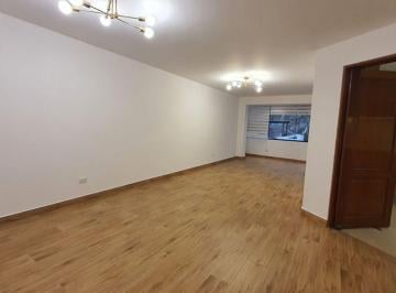 Departamento de 3 habitaciones, Lima · Frente Colegio Reina del Mundo Remodelado 3dorm $199,000 Piscina Bbq Condominio La Molina