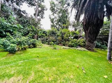 Terreno / Lote · 1730m² · Terreno en La La Planicie I. Súper Bien Ubicado en Calle Segura.