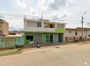 Casa · 305m² · Casa con Local Comercial